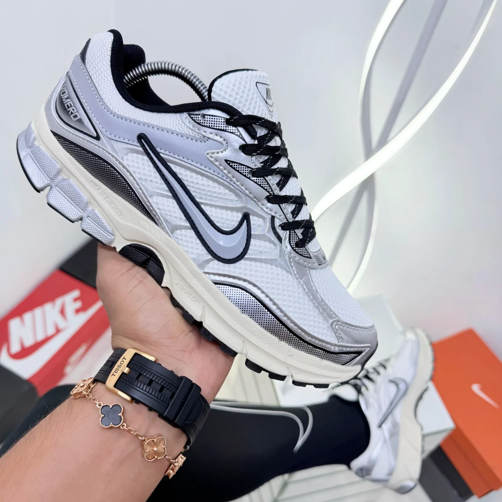 Tenis P0093 Nike vocero para hombre.