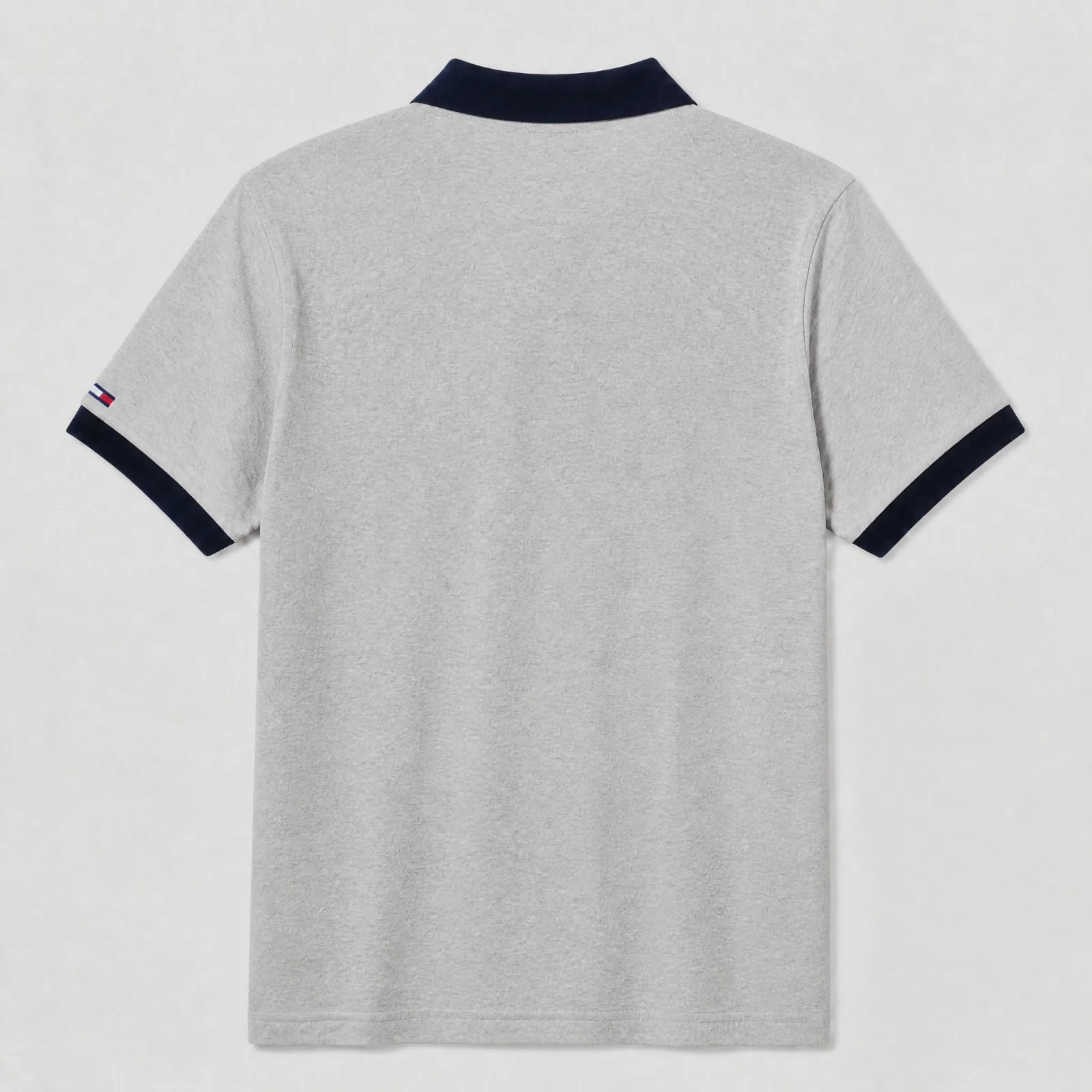 Camiseta P0046 Tommy Hilfiger tipo polo para hombre. imagen 4