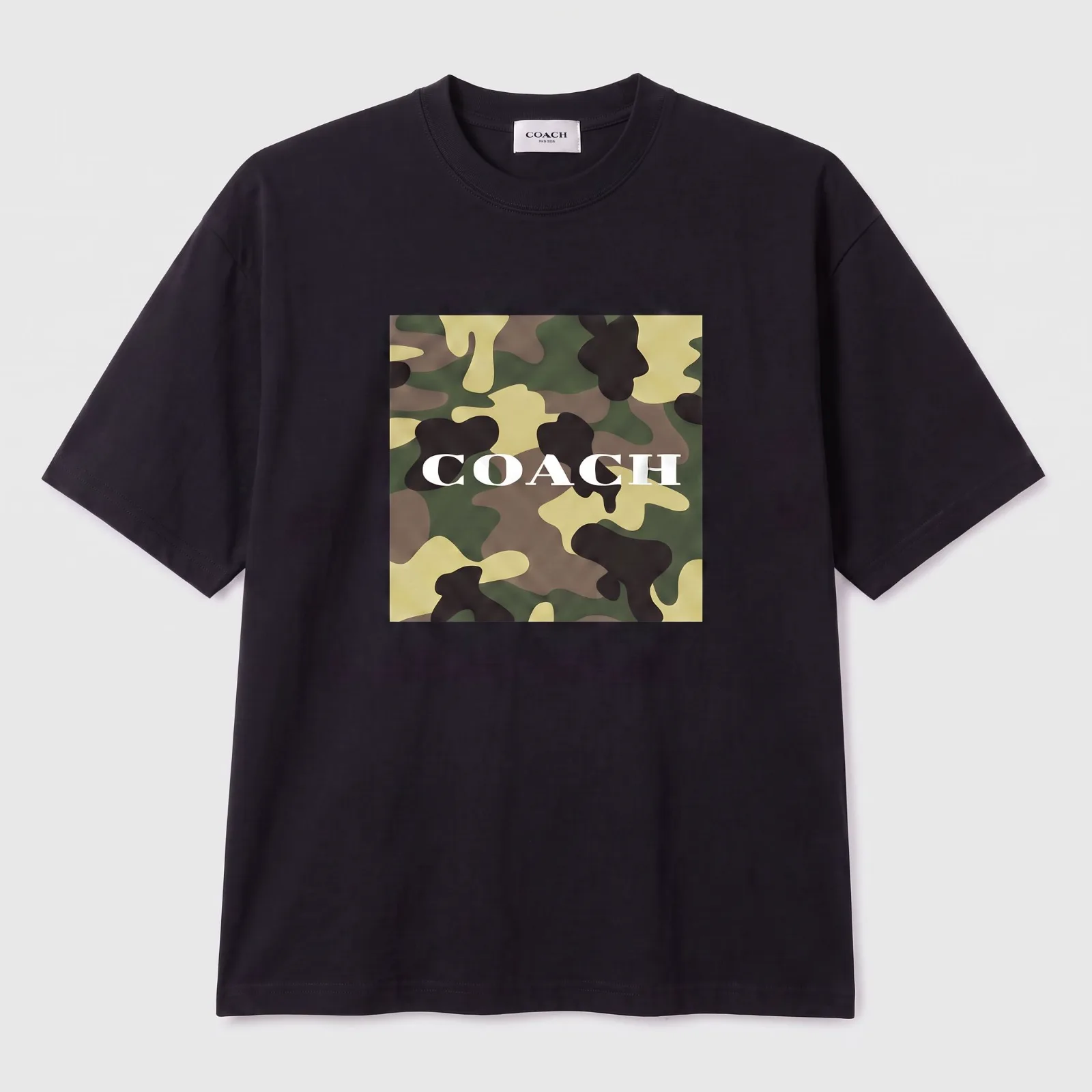 Camiseta P0008 Coach oversize para hombre.