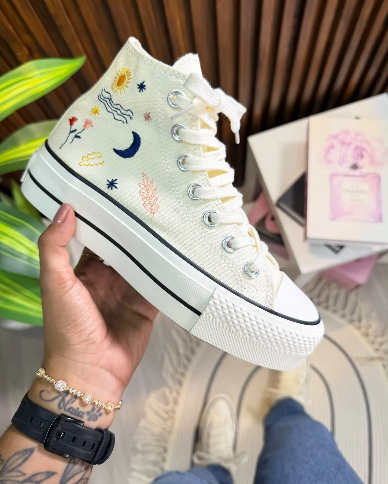 Tenis P0077 Converse luna para mujer. imagen 2