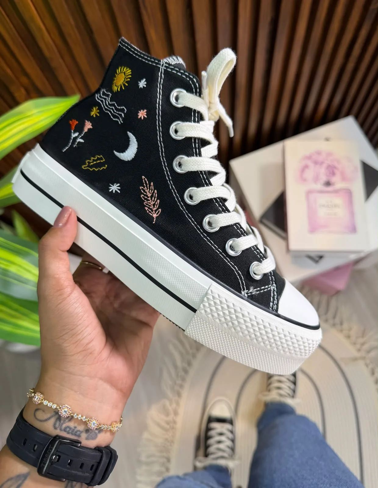 Tenis P0077 Converse luna para mujer.